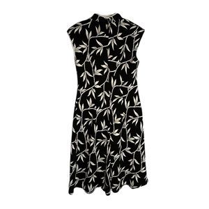 S.L. Fashions Black and White Pattern Sleeveless Dress, Size 8, Pre-owned